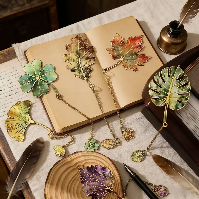 Dried Flower Bookmark - 1 Buah Pembatas Buku Daun Antik